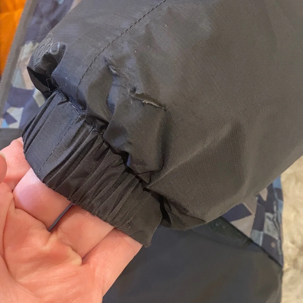 Patagonia Kids 3T Winter Jacket - Picture 5 of 7